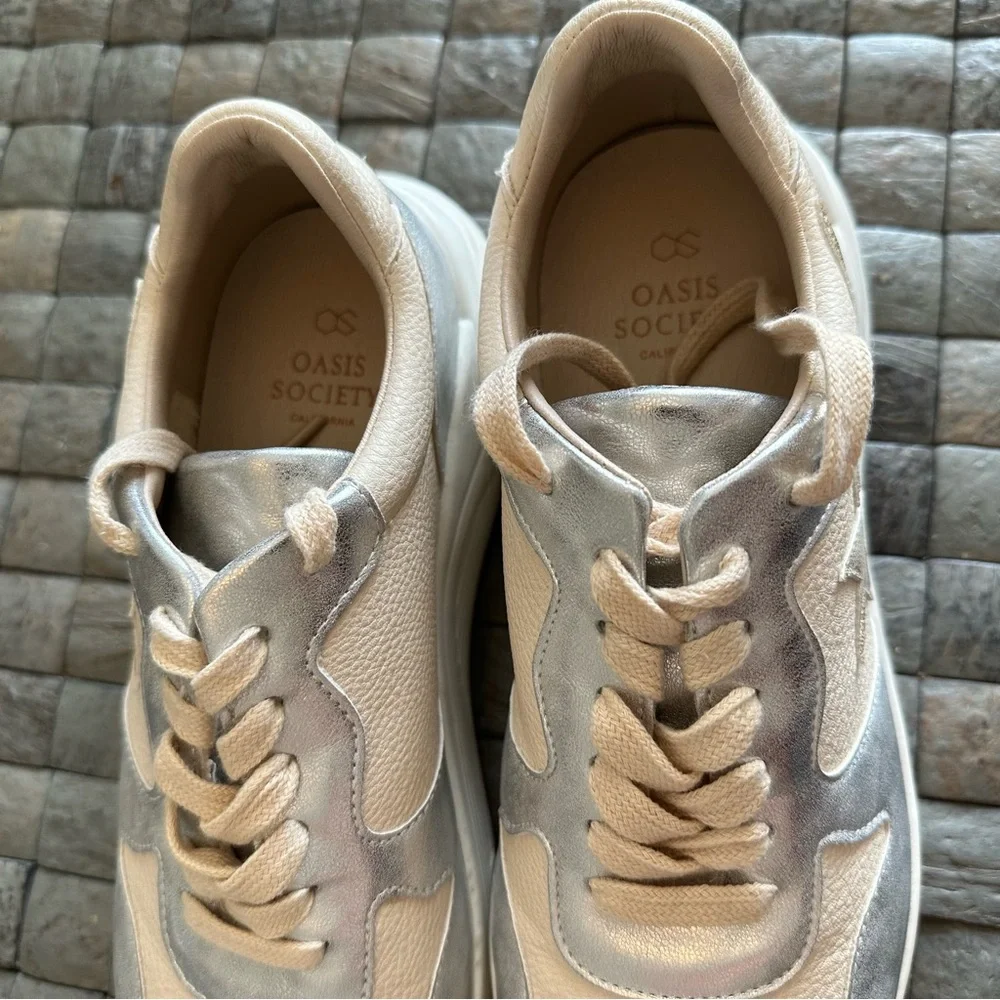 Oasis Society THE KAITLYN sneaker tennis shoes Size 7.5 Shooting Star - Picture 3 of 8